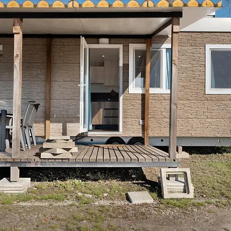 Ferienhaus Dkamping Village Ispra