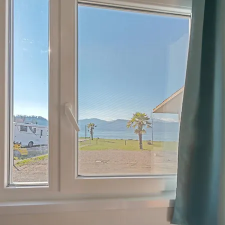 Dkamping Village بيت للعطل إيسبرا