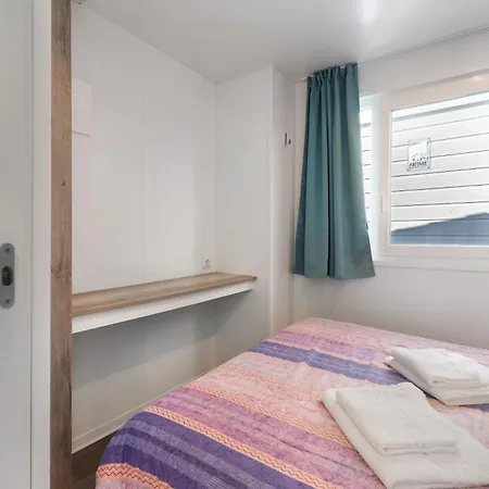 Dkamping Village إيسبرا